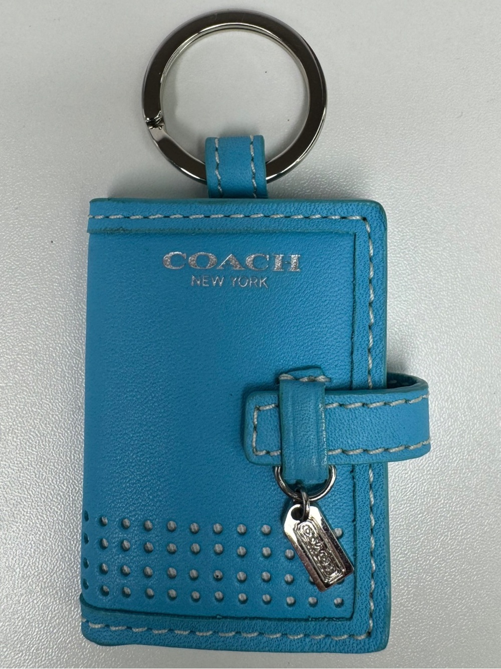 Coach Robins Egg Blue Y2K Vintage Perforated Wallet And Picture Frame Keychain - Picture 9 of 15